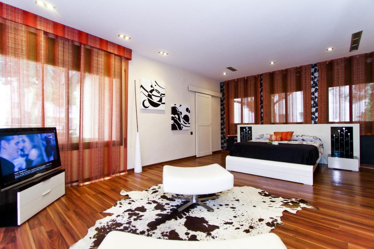 Villa Planet Salou Exterior foto